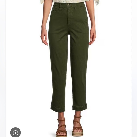 Westbound Pants - NWT Westbound Petite Size CHINO Crop
High Rise Slim